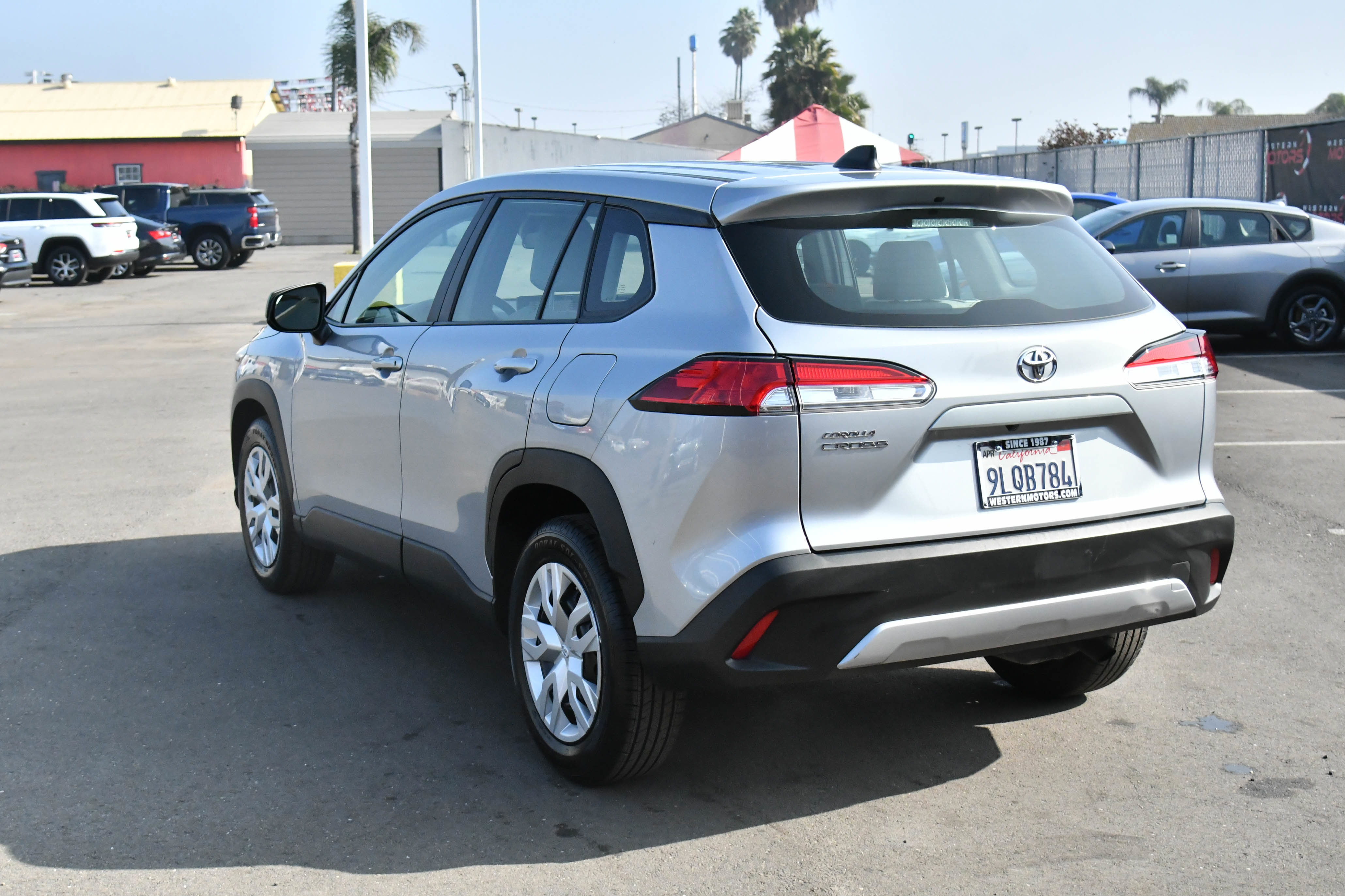 Used 2024 Toyota Corolla Cross L image 6