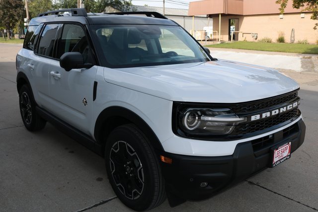 New 2025 Ford Bronco Sport Outer Banks image 5