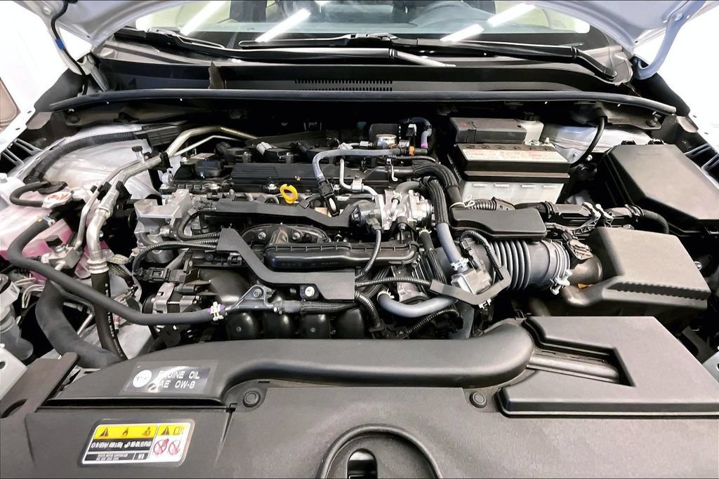 Used 2025 Toyota Corolla LE FWD image 9