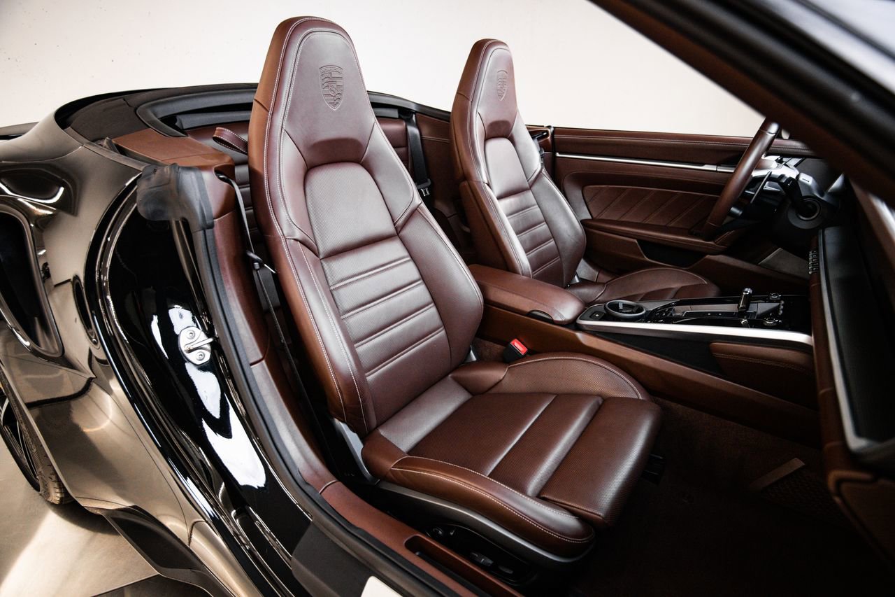 Certified 2021 Porsche 911 Turbo S AWD/4WD image 28