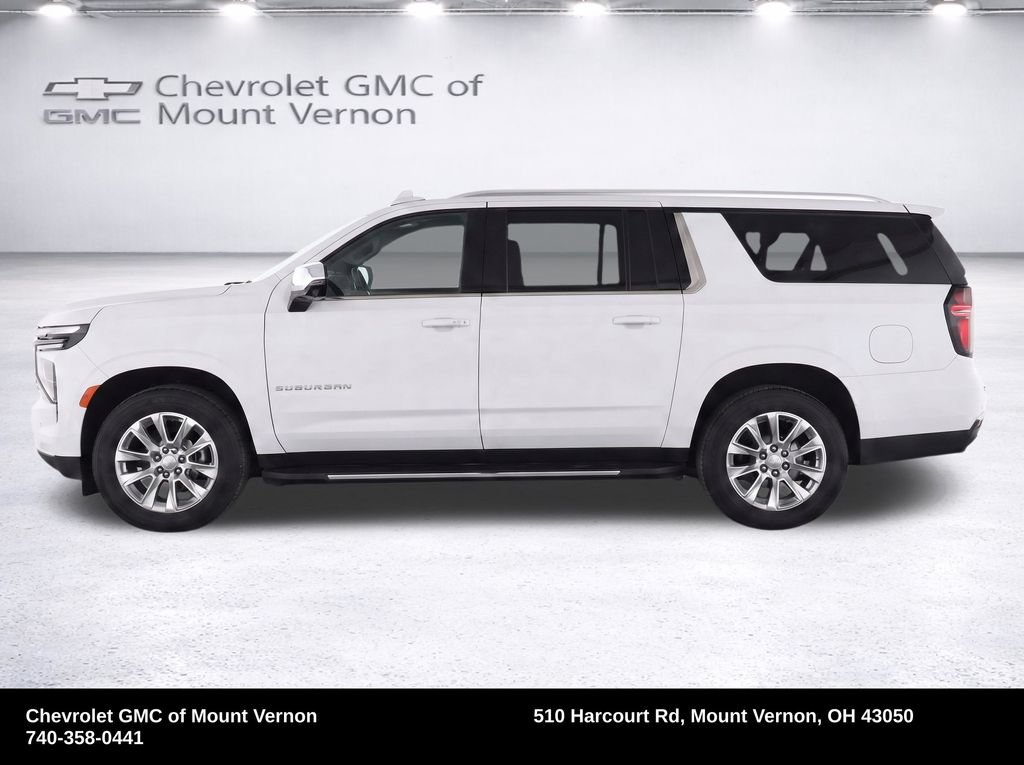 Used 2024 Chevrolet Suburban Premier AWD/4WD image 39