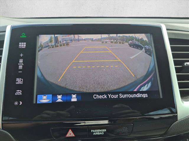 Used 2016 Honda Pilot Touring image 14