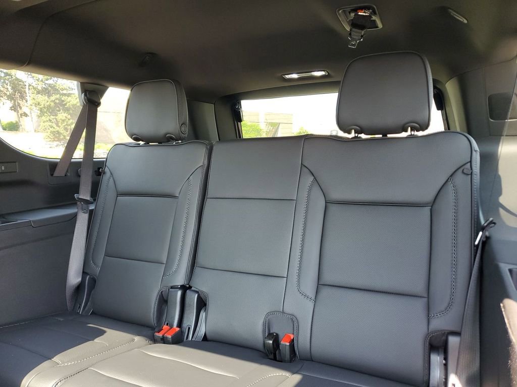 New 2025 GMC Yukon XL Denali w/ Denali Reserve Package image 27