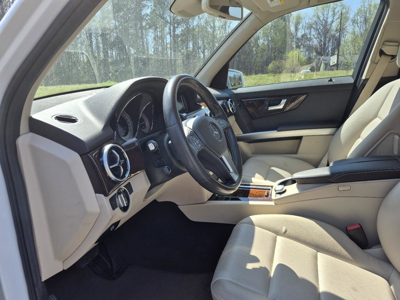 Used 2015 Mercedes-Benz GLK 250 BlueTEC 4MATIC image 11
