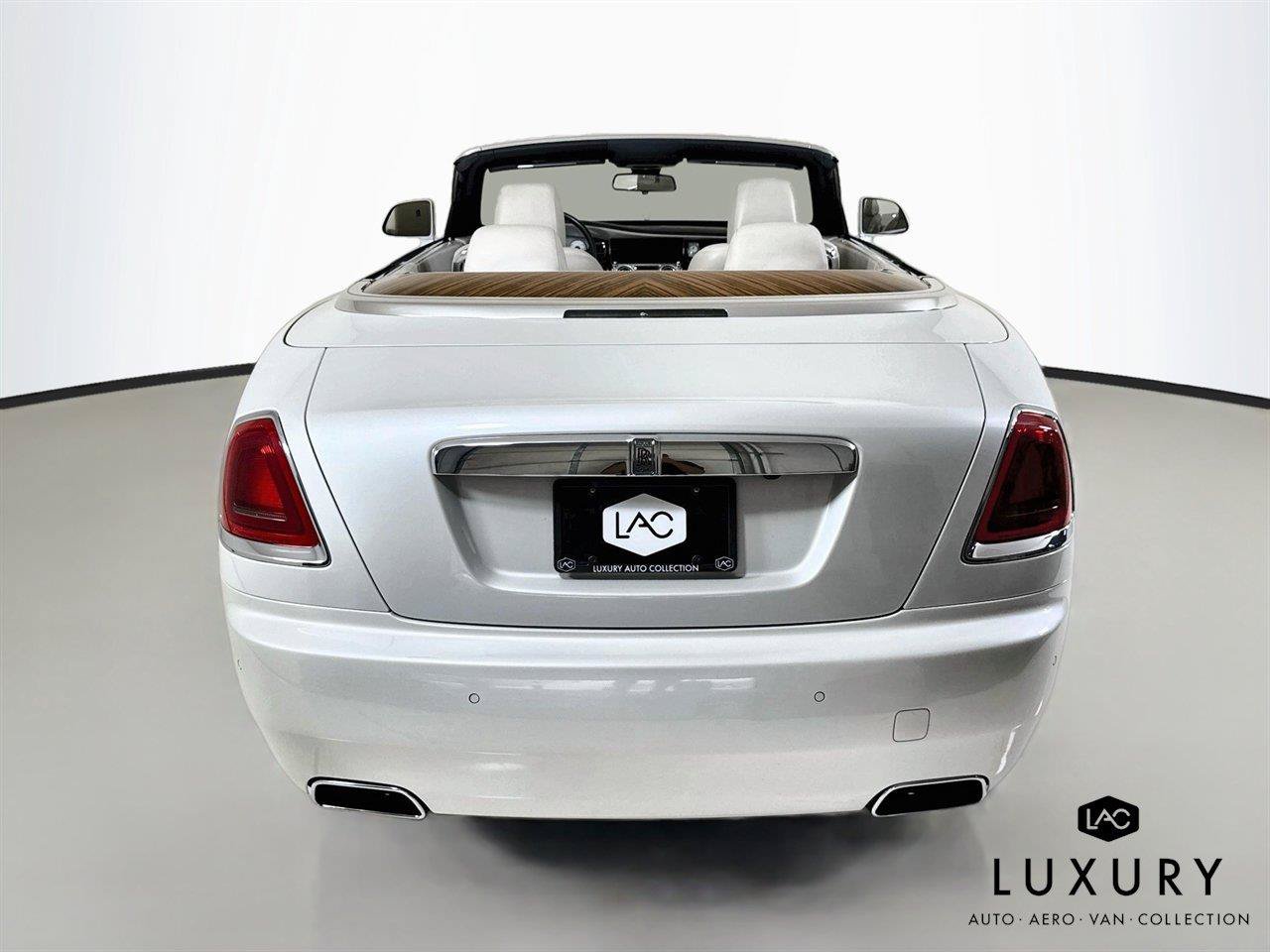 Used 2016 Rolls-Royce Dawn RWD image 7