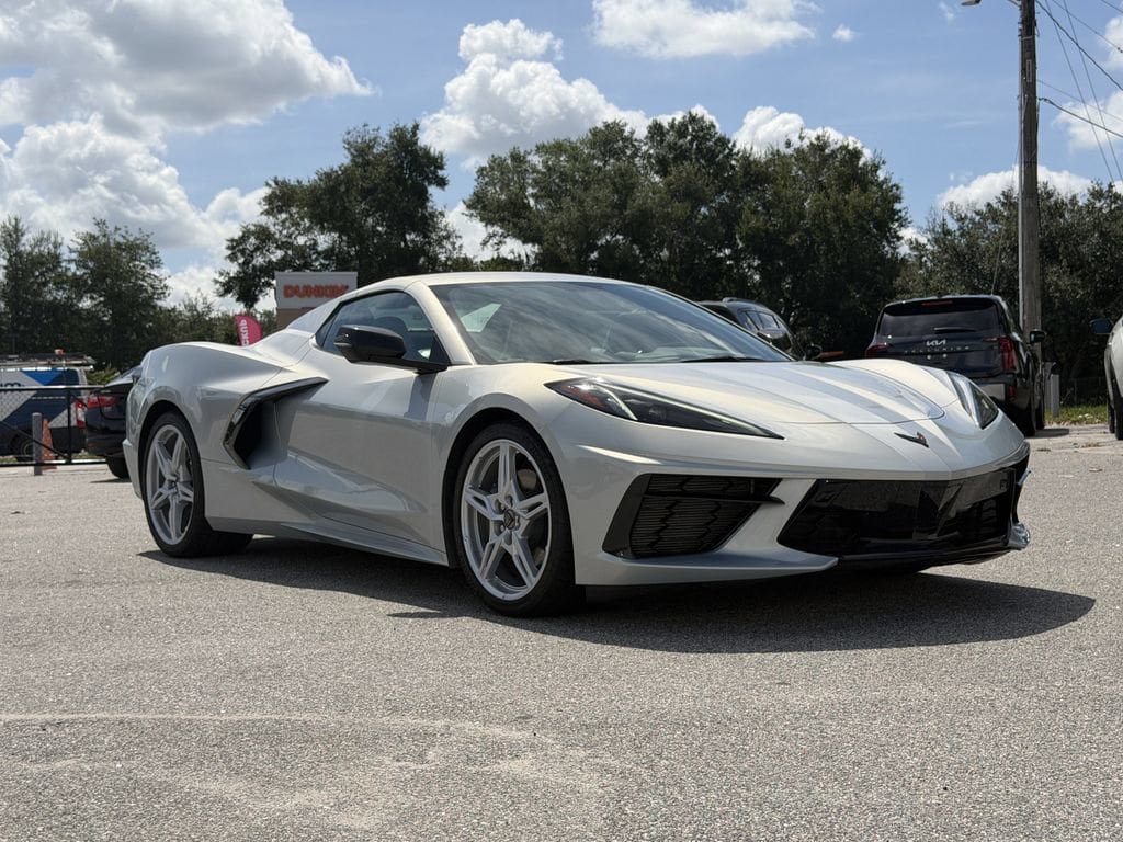 Used 2021 Chevrolet Corvette Stingray Preferred Conv w/ 2LT RWD image 2