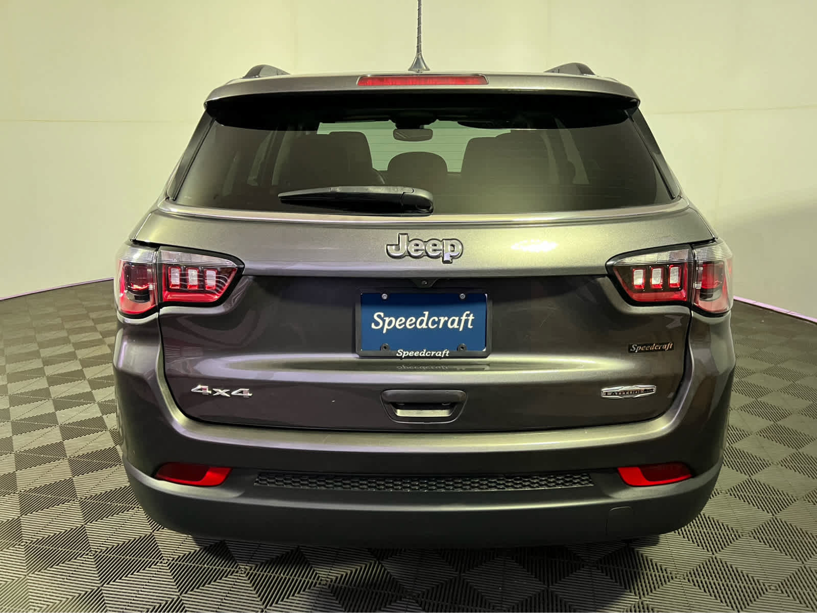 Used 2022 Jeep Compass Latitude w/ Sun and Sound Group image 6