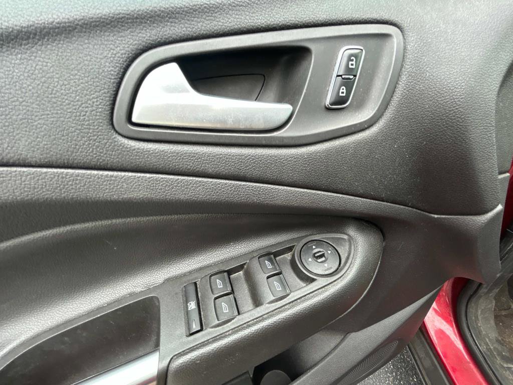 Used 2014 Ford Escape SE image 20