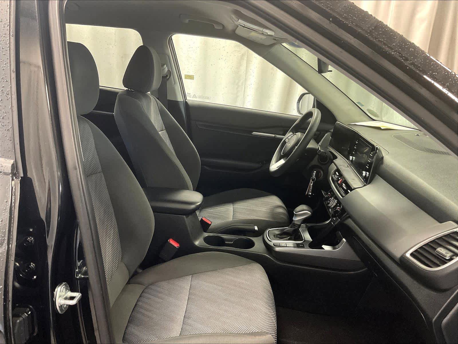 Used 2024 Kia Seltos LX AWD/4WD image 11