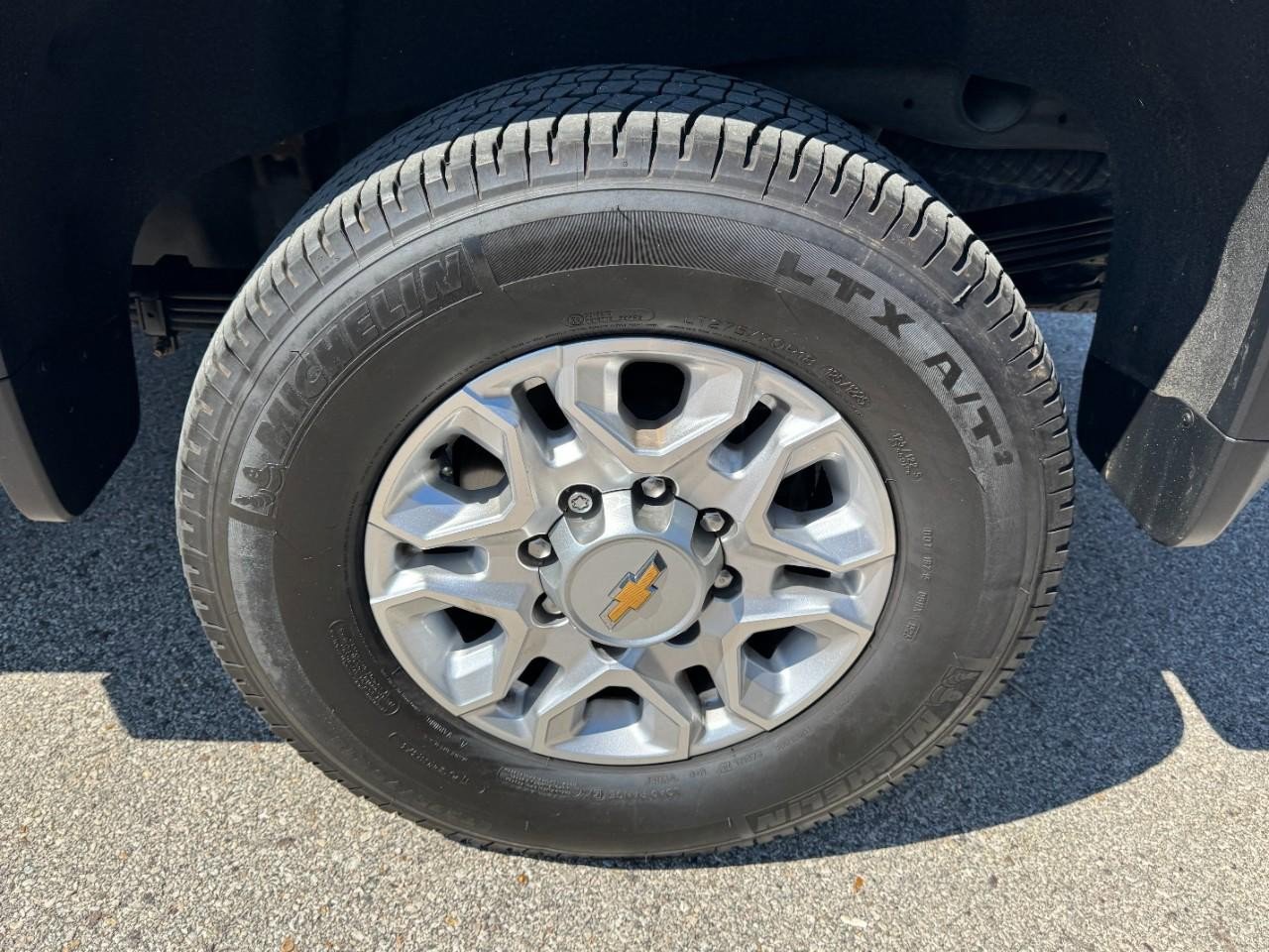 Used 2023 Chevrolet Silverado 2500 LTZ w/ Gooseneck/5TH Wheel Package image 7