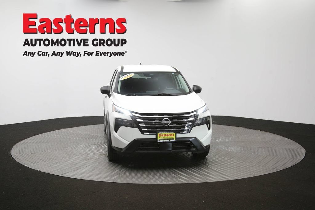 Used 2024 Nissan Rogue S AWD/4WD image 52