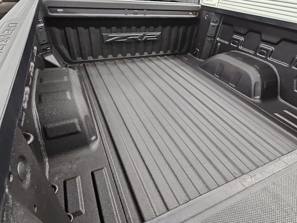 Used 2024 Chevrolet Silverado 1500 ZR2 image 37