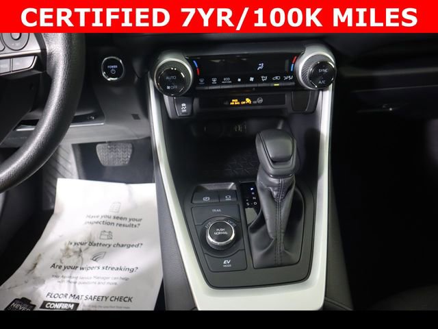 Used 2025 Toyota RAV4 XLE image 26