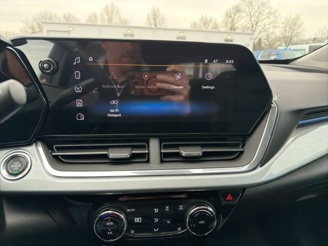 New 2026 Chevrolet Trax LT w/ Driver Confidence Package image 23