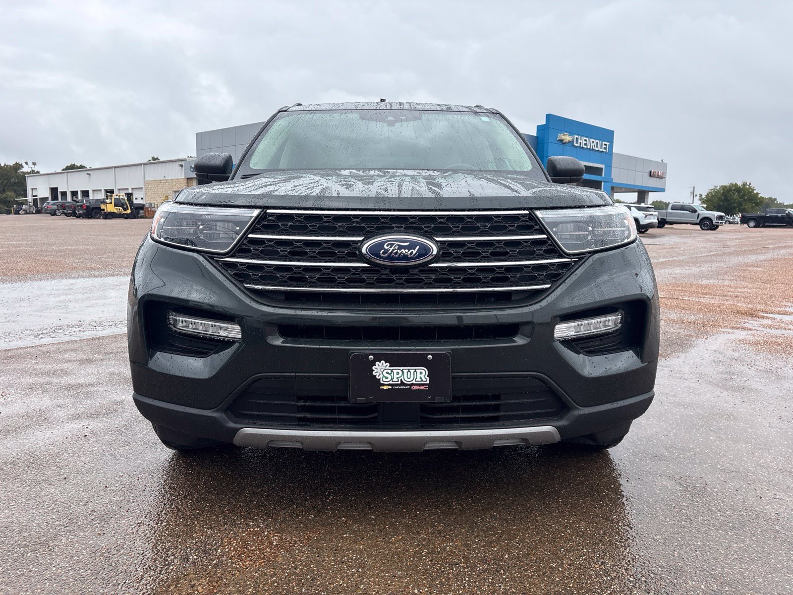 Used 2023 Ford Explorer XLT w/ Equipment Group 202A AWD/4WD image 9