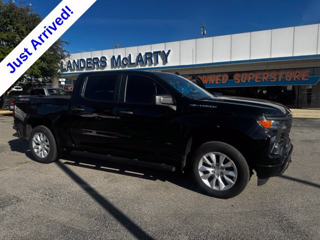 Used 2024 Chevrolet Silverado 1500 Custom AWD/4WD image 1