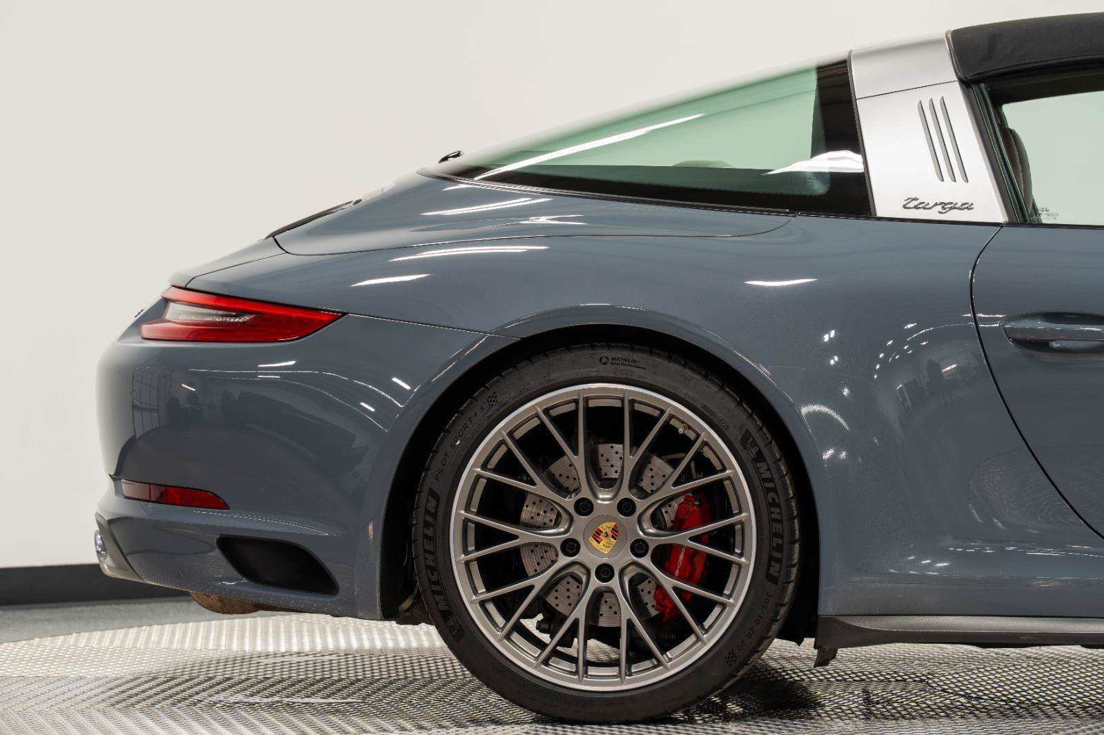 Used 2017 Porsche 911 Targa 4S AWD/4WD image 22