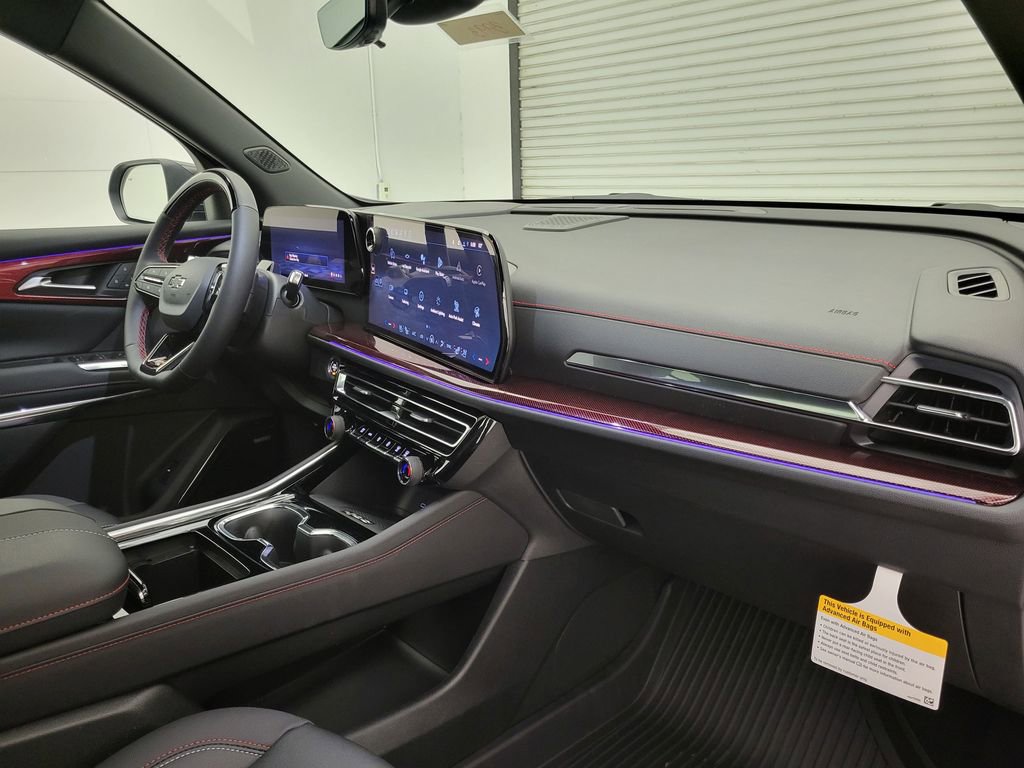 New 2026 Chevrolet Traverse RS w/ LPO, Floor Liner Package image 44