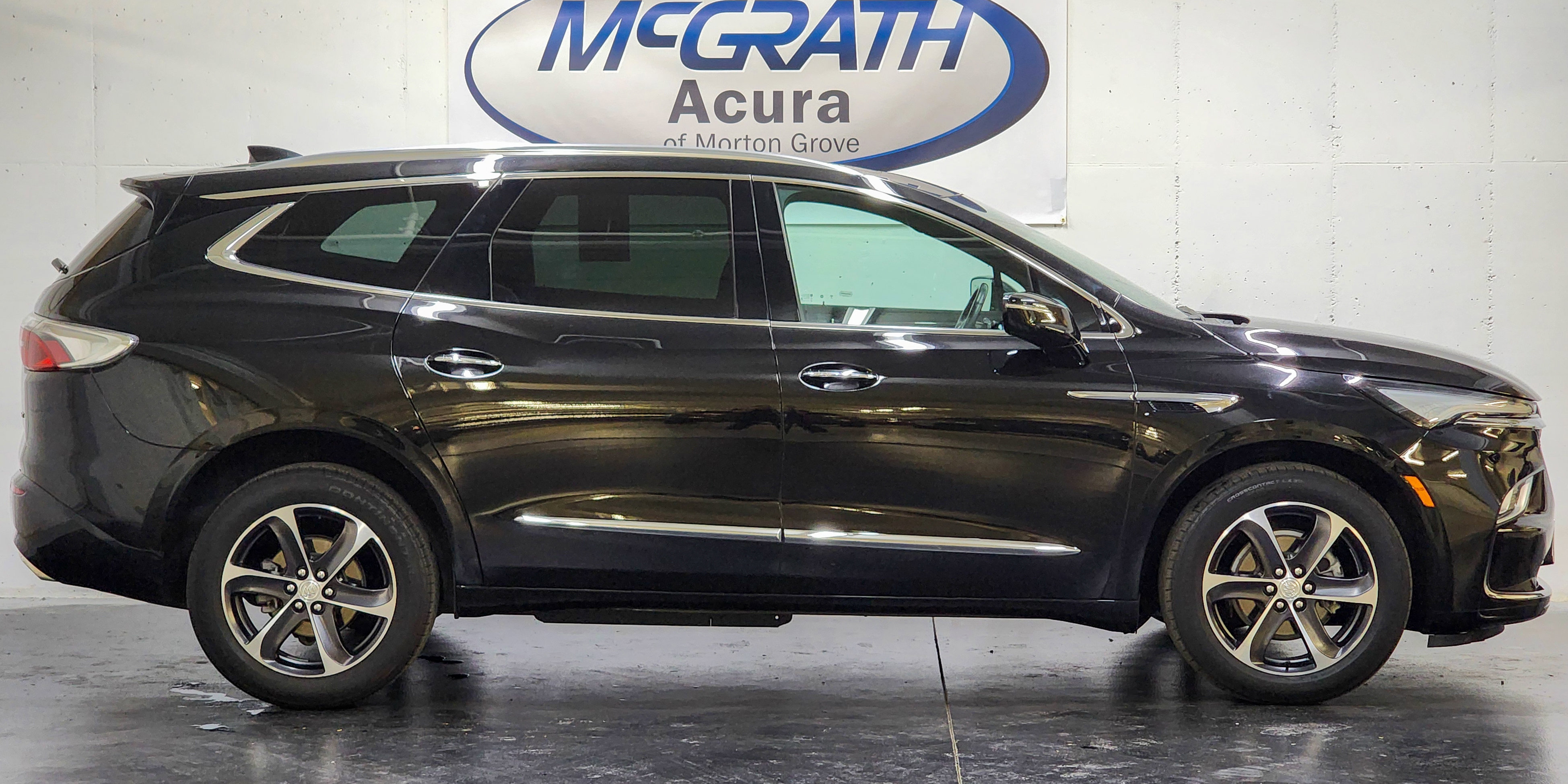 Used 2022 Buick Enclave Essence w/ Experience Buick Package image 3