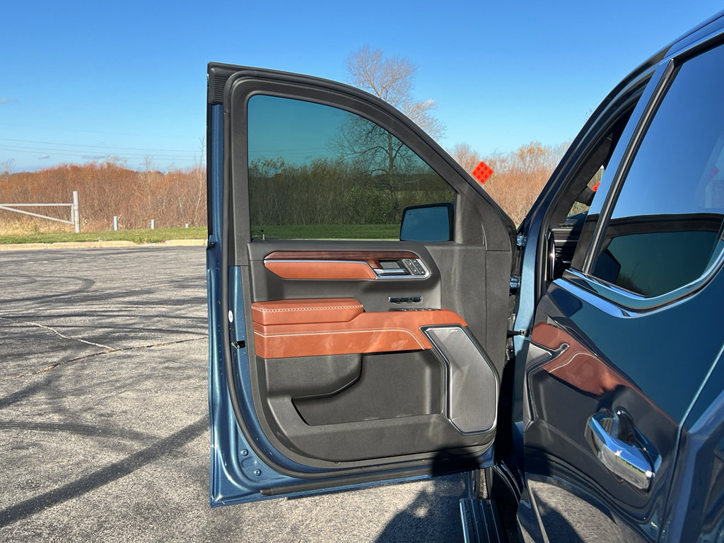 Used 2026 GMC Sierra 1500 Denali Ultimate image 13