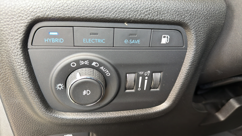 Used 2022 Jeep Grand Cherokee Trailhawk AWD/4WD image 24