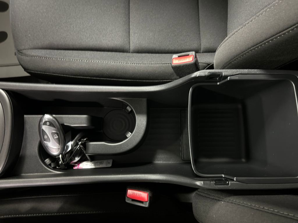 New 2026 Hyundai Kona SE image 19