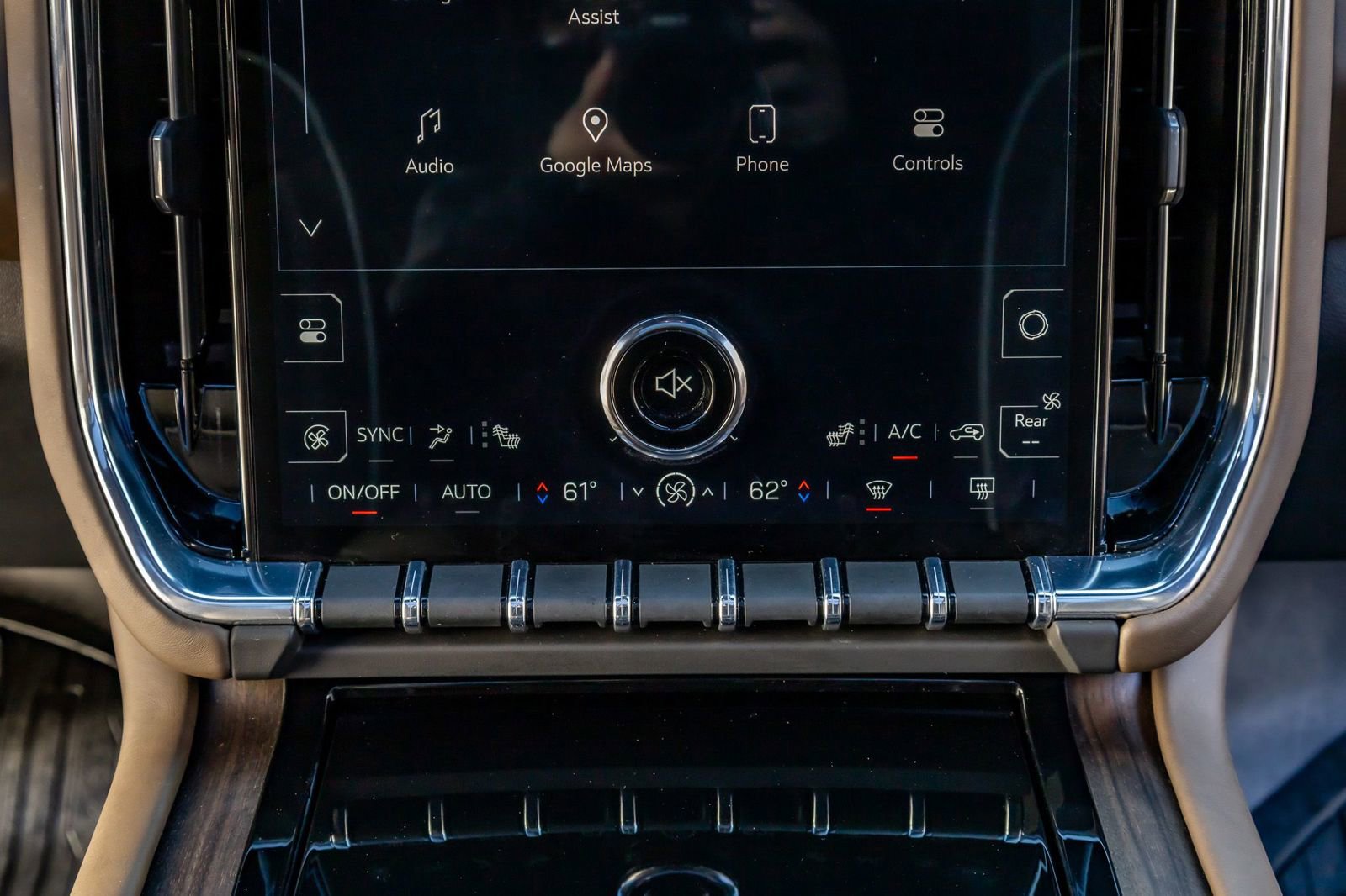 Used 2025 GMC Yukon Denali Ultimate image 27