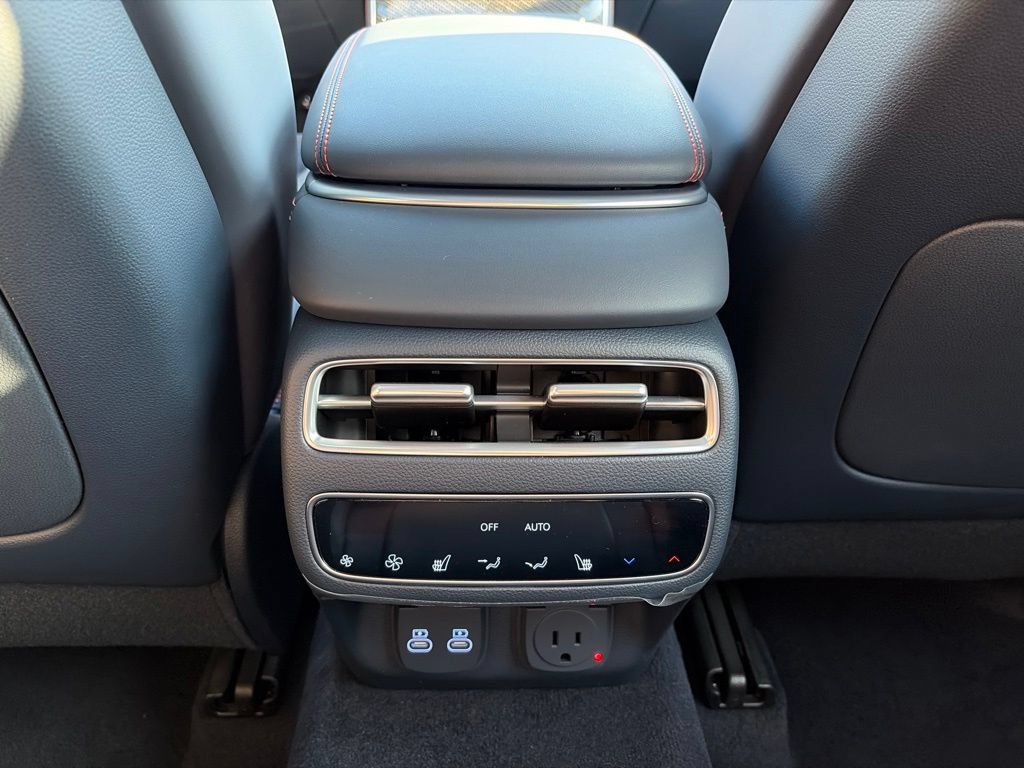 New 2027 Genesis GV70 3.5T Prestige AWD/4WD image 21