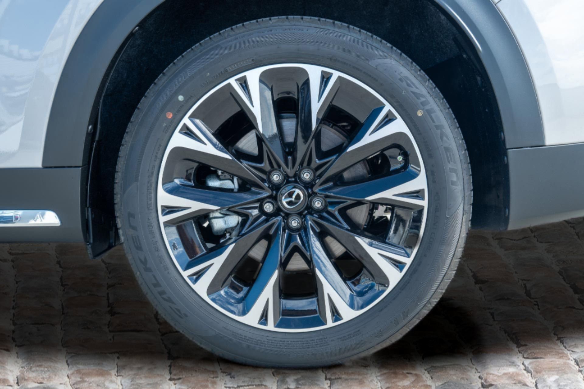 New 2026 MAZDA CX-90 Plug-In Hybrid w/ Premium Plus image 38