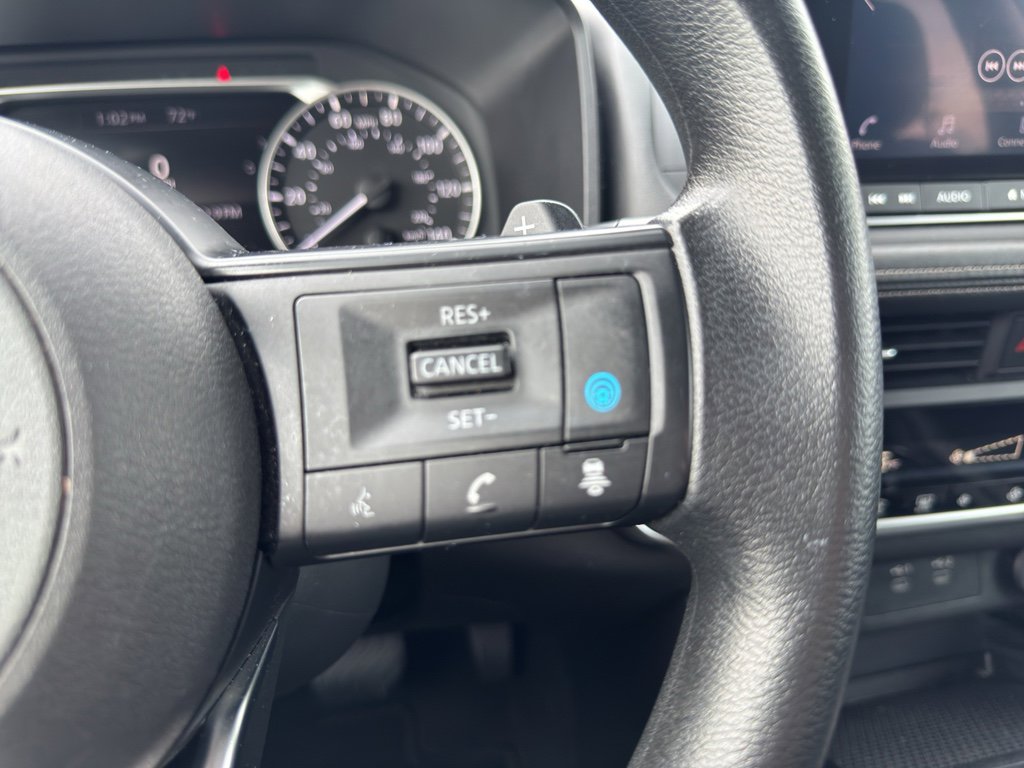 Used 2024 Nissan Rogue SV image 24