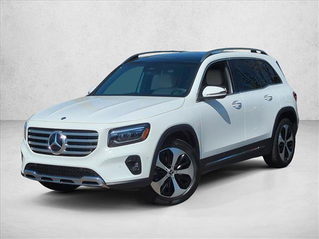 Used 2026 Mercedes-Benz GLB 250 image 2