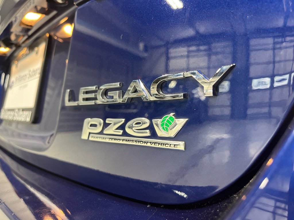 Used 2017 Subaru Legacy 2.5i Premium AWD/4WD image 38
