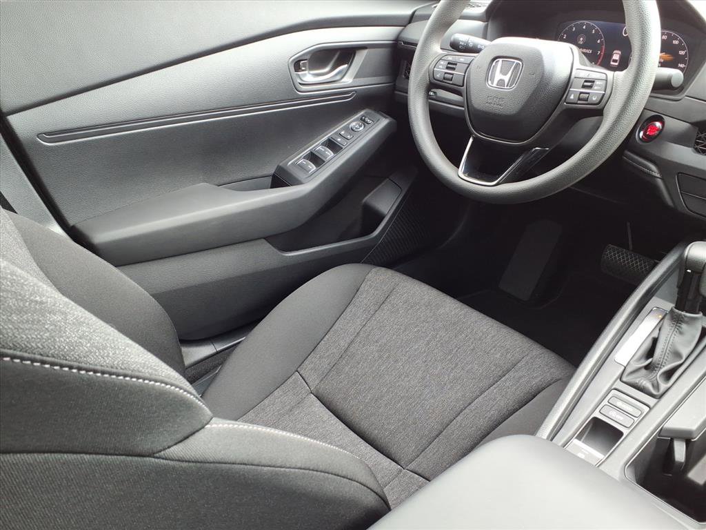 Certified 2025 Honda Accord LX image 16