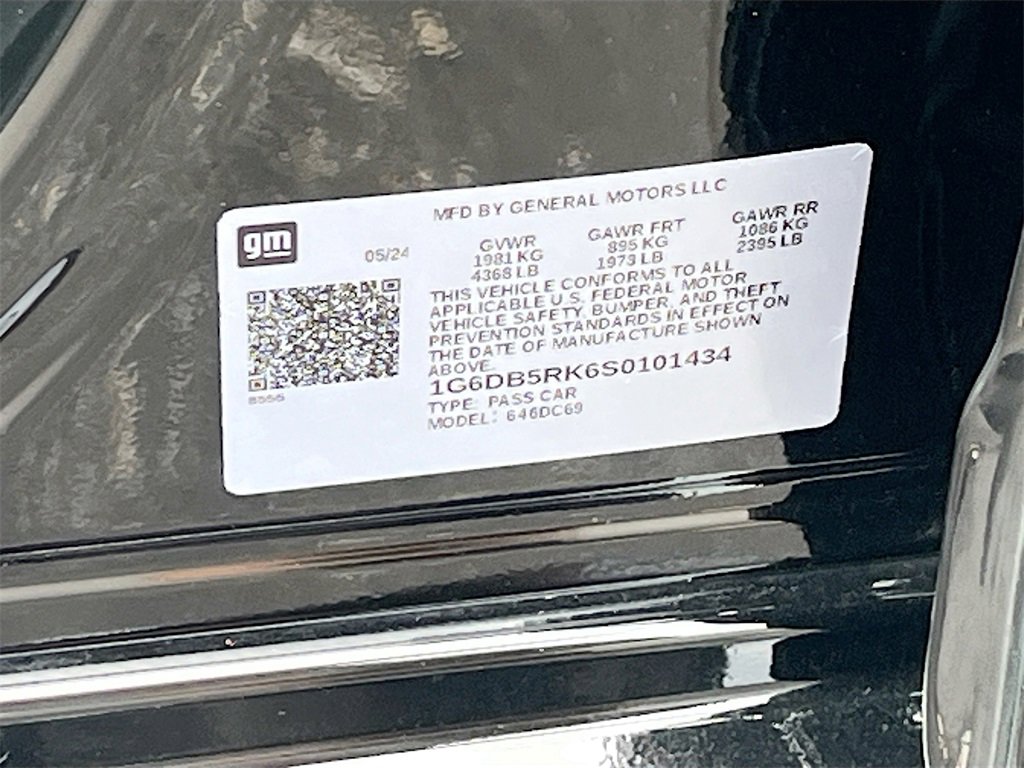 Used 2025 Cadillac CT4 Premium Luxury image 33