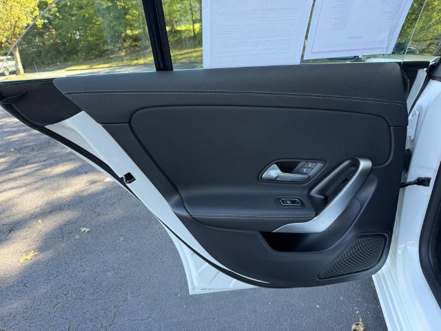 Used 2025 Mercedes-Benz CLA 250 image 19
