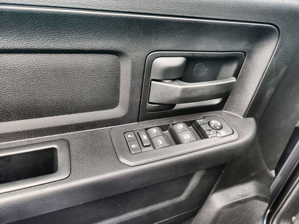 New 2026 RAM 3500 Tradesman AWD/4WD image 12