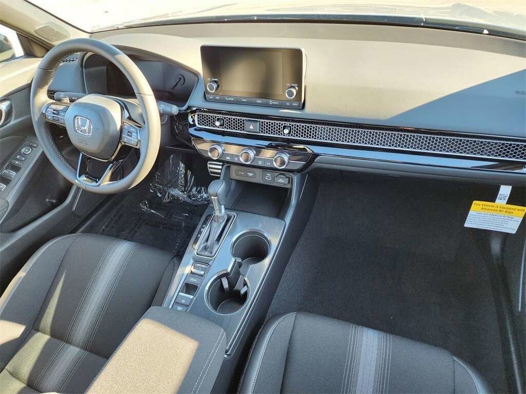 Used 2024 Honda Civic Sport image 18