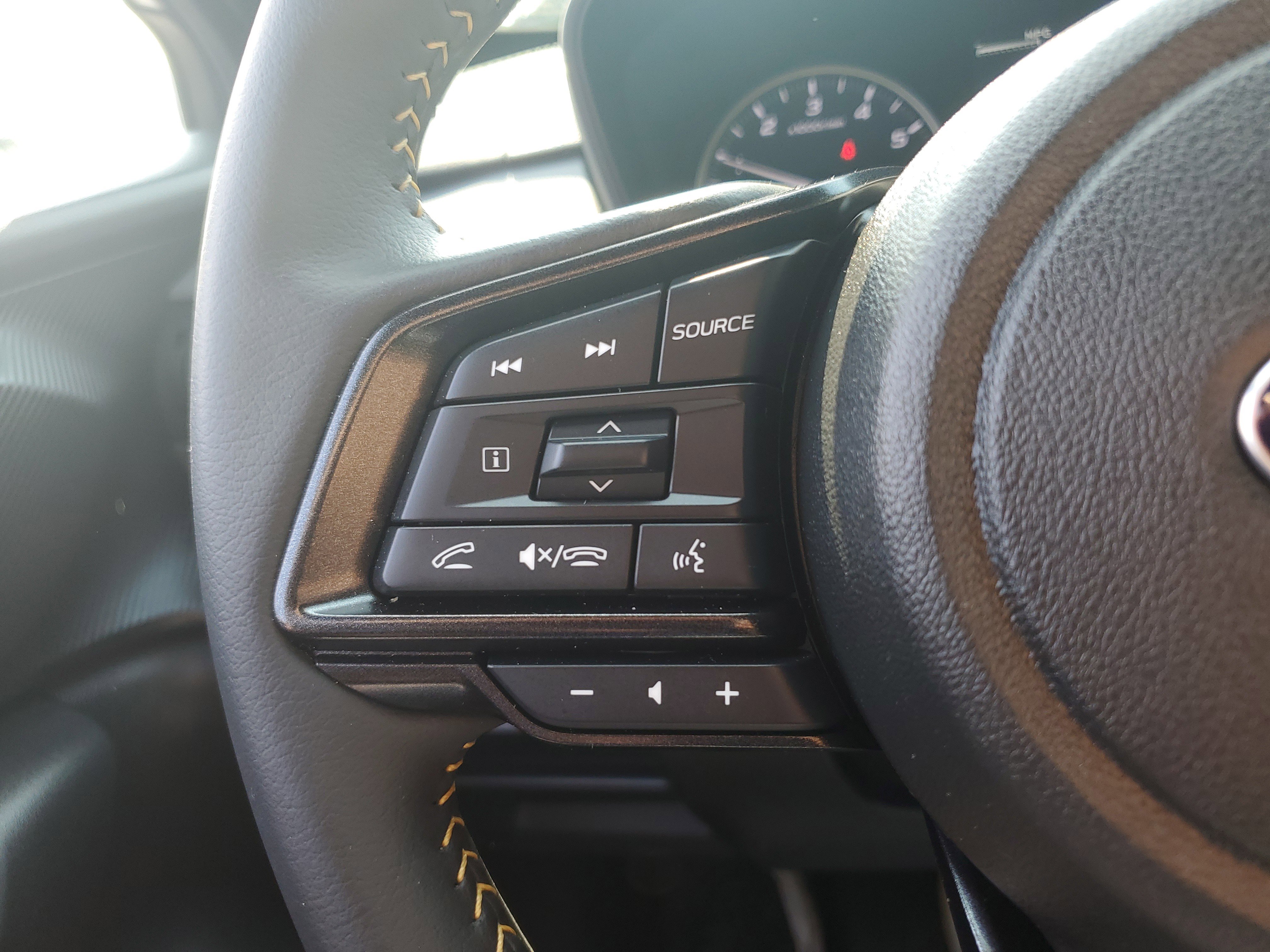 Certified 2025 Subaru Crosstrek 2.5i Sport AWD/4WD image 17