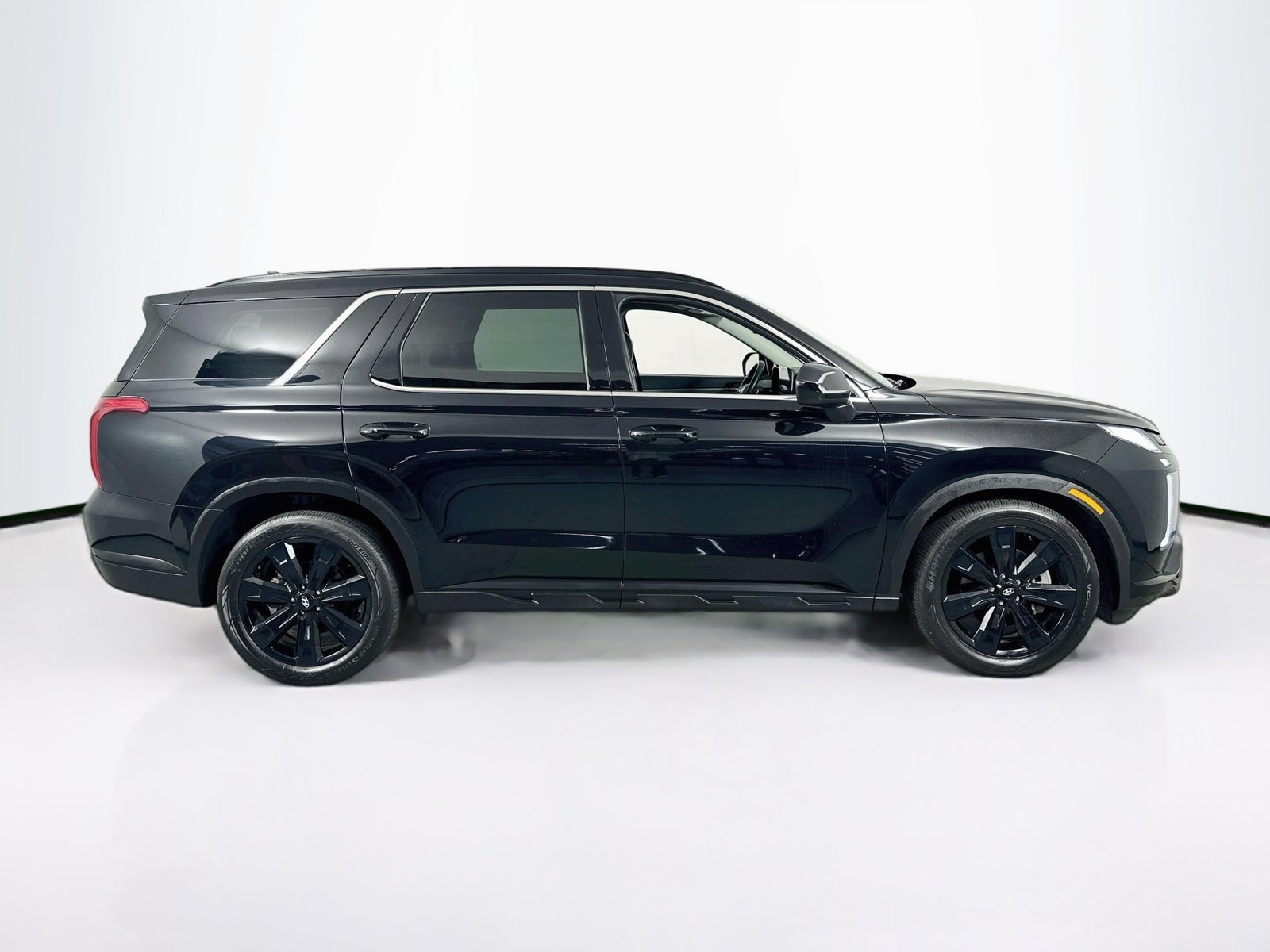 Used 2023 Hyundai Palisade XRT FWD image 4