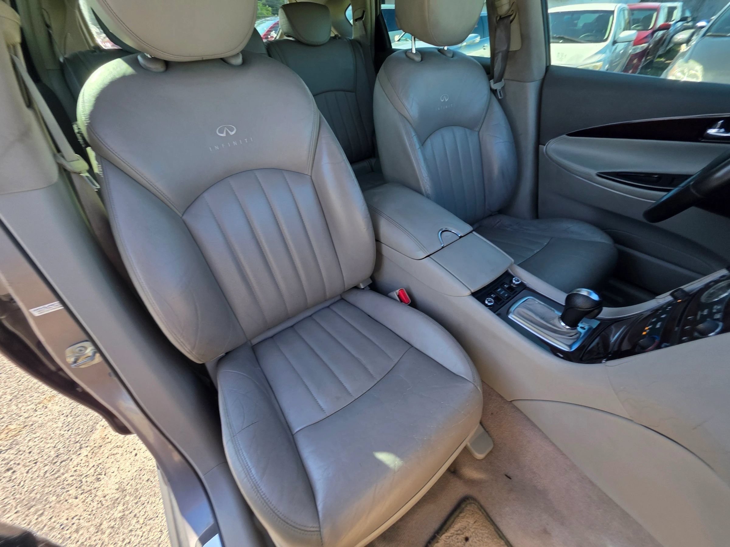 Used 2010 INFINITI EX35 Journey RWD image 21