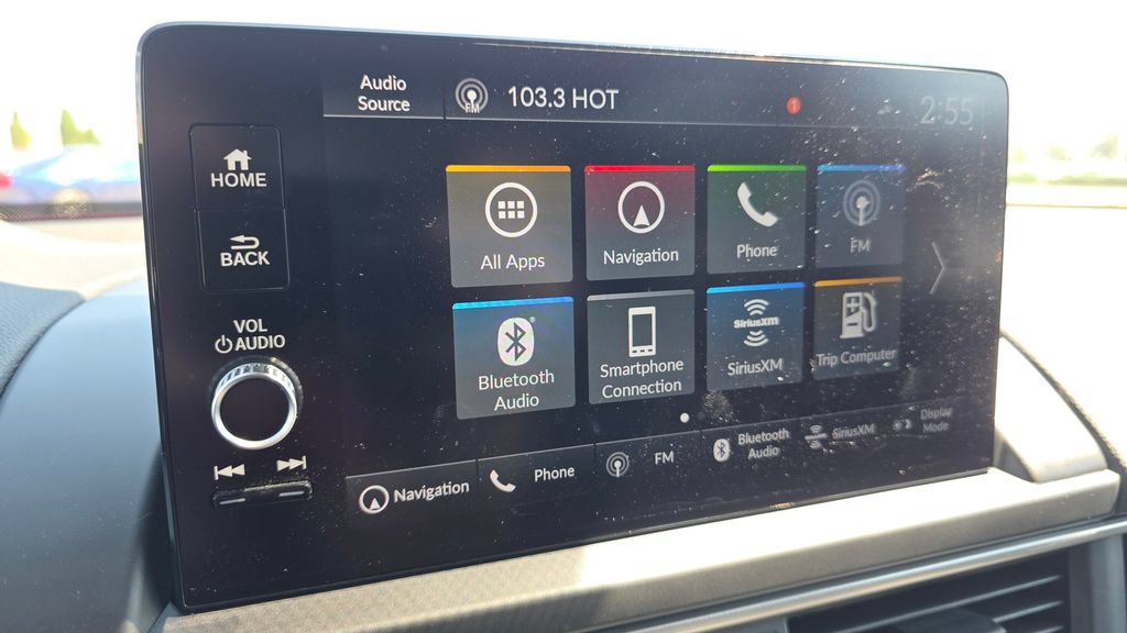 Certified 2025 Honda Pilot Touring image 33