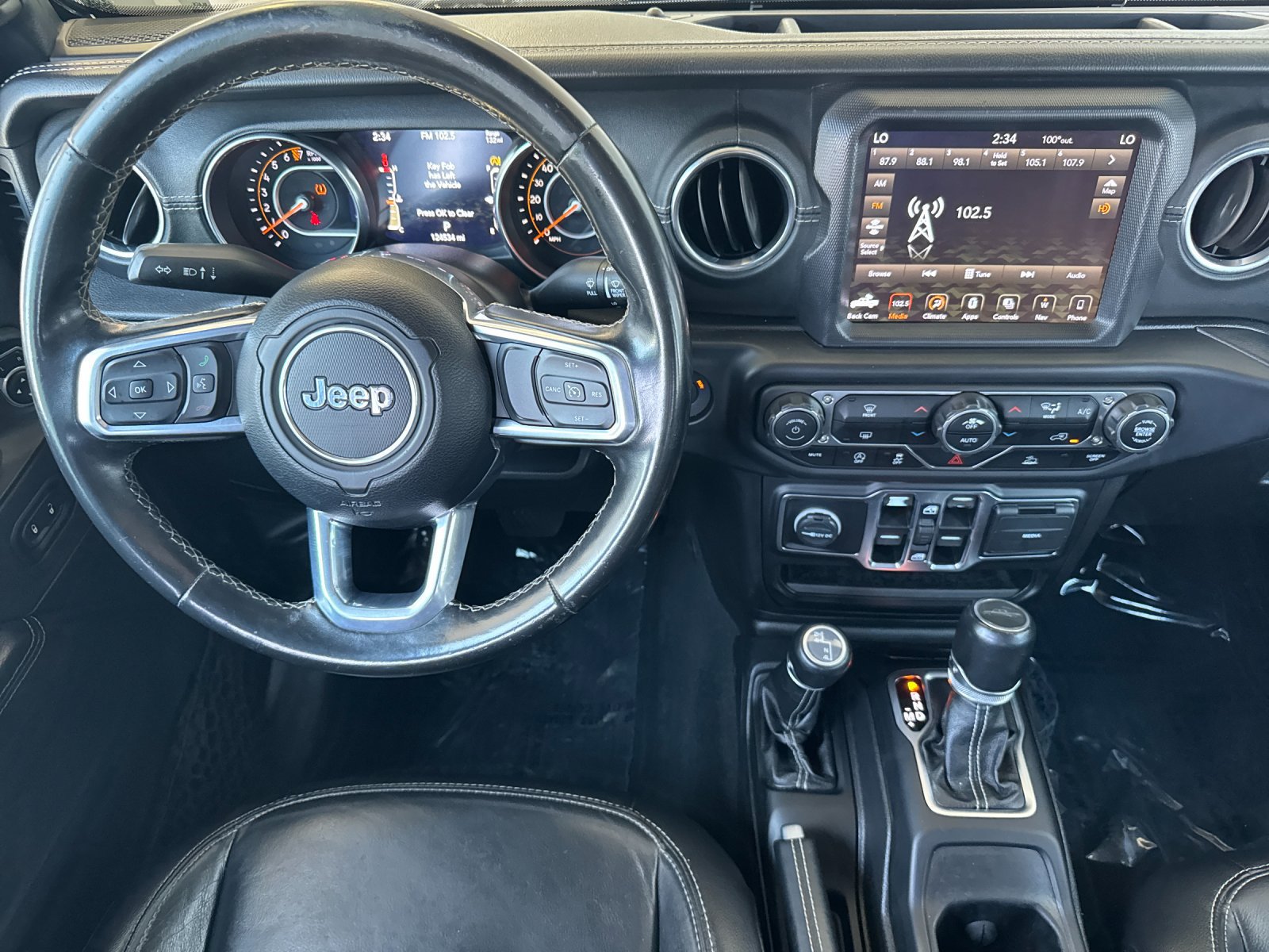 Used 2021 Jeep Gladiator Overland AWD/4WD image 16