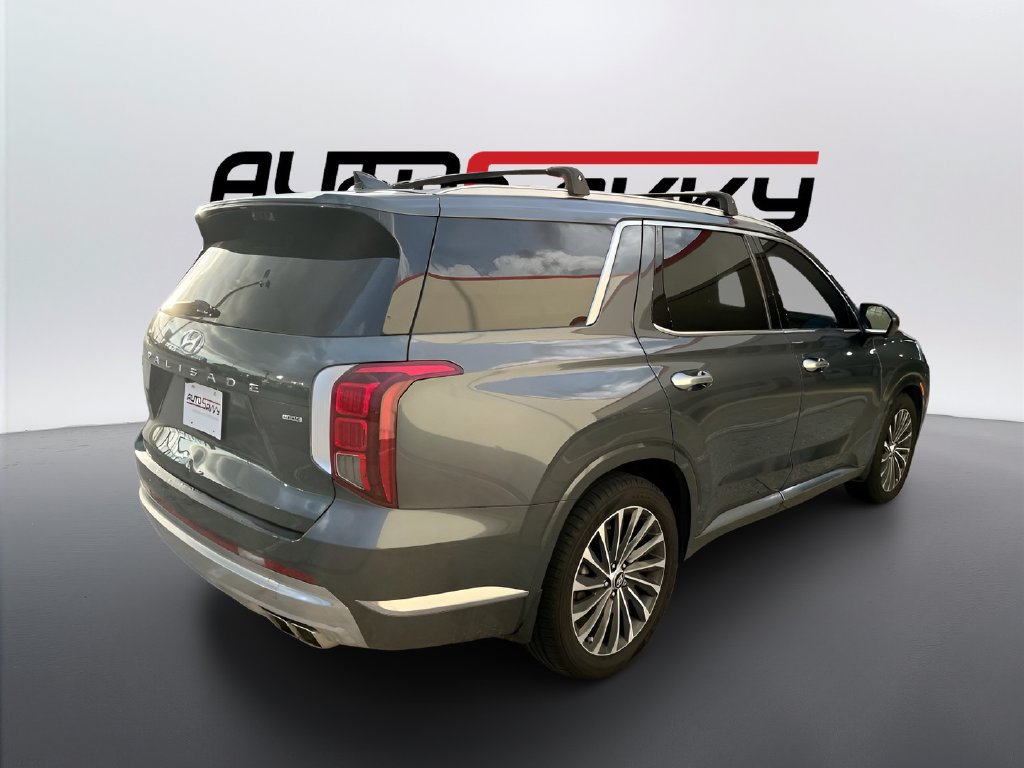 Used 2023 Hyundai Palisade Calligraphy AWD/4WD image 7