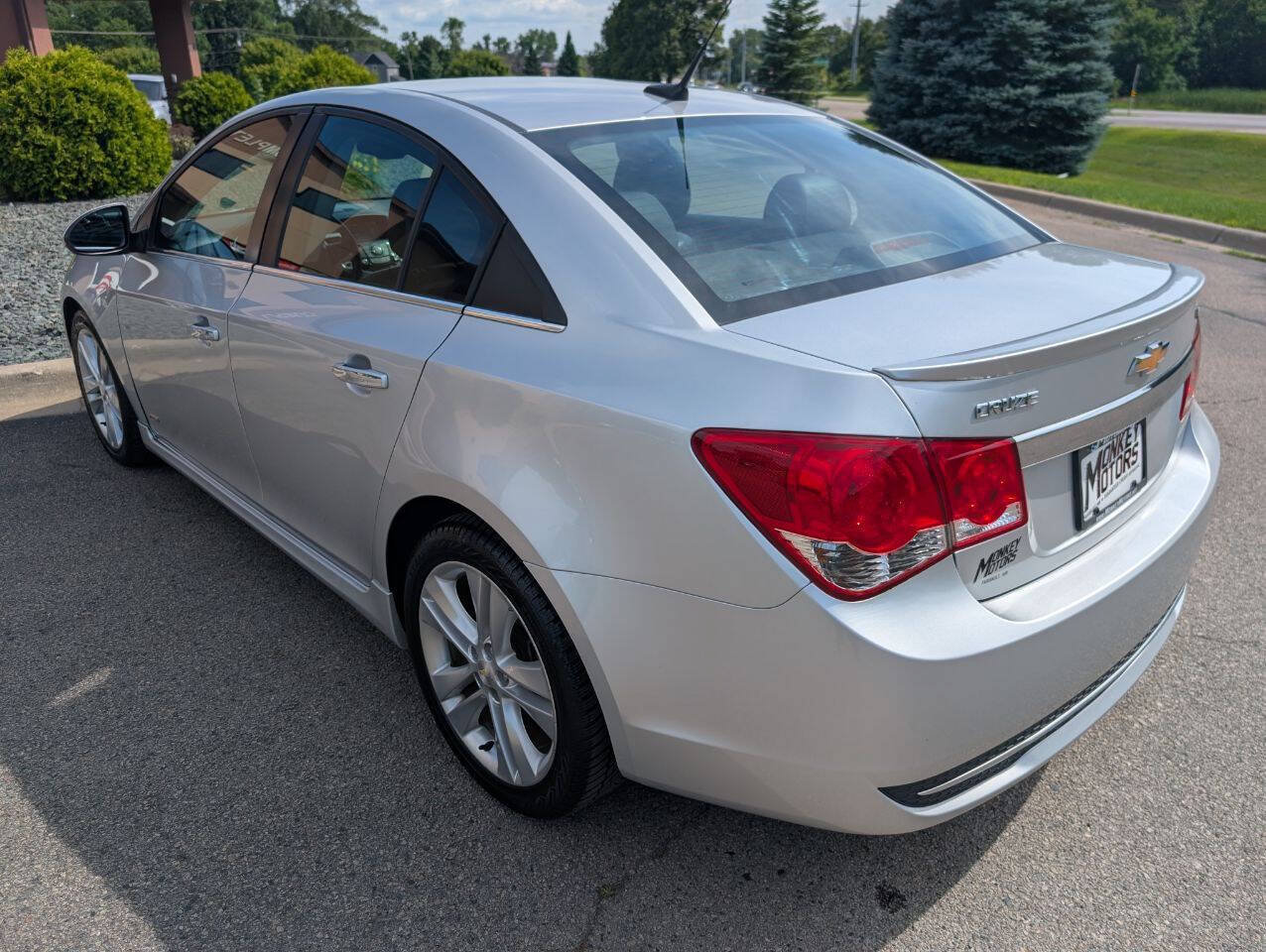 Used 2014 Chevrolet Cruze LTZ w/ RS Package FWD image 7