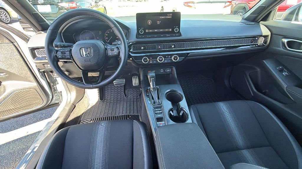 Used 2024 Honda Civic Sport image 17