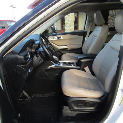 Used 2021 Ford Explorer Limited w/ Hybrid Equipment Group 310A image 7