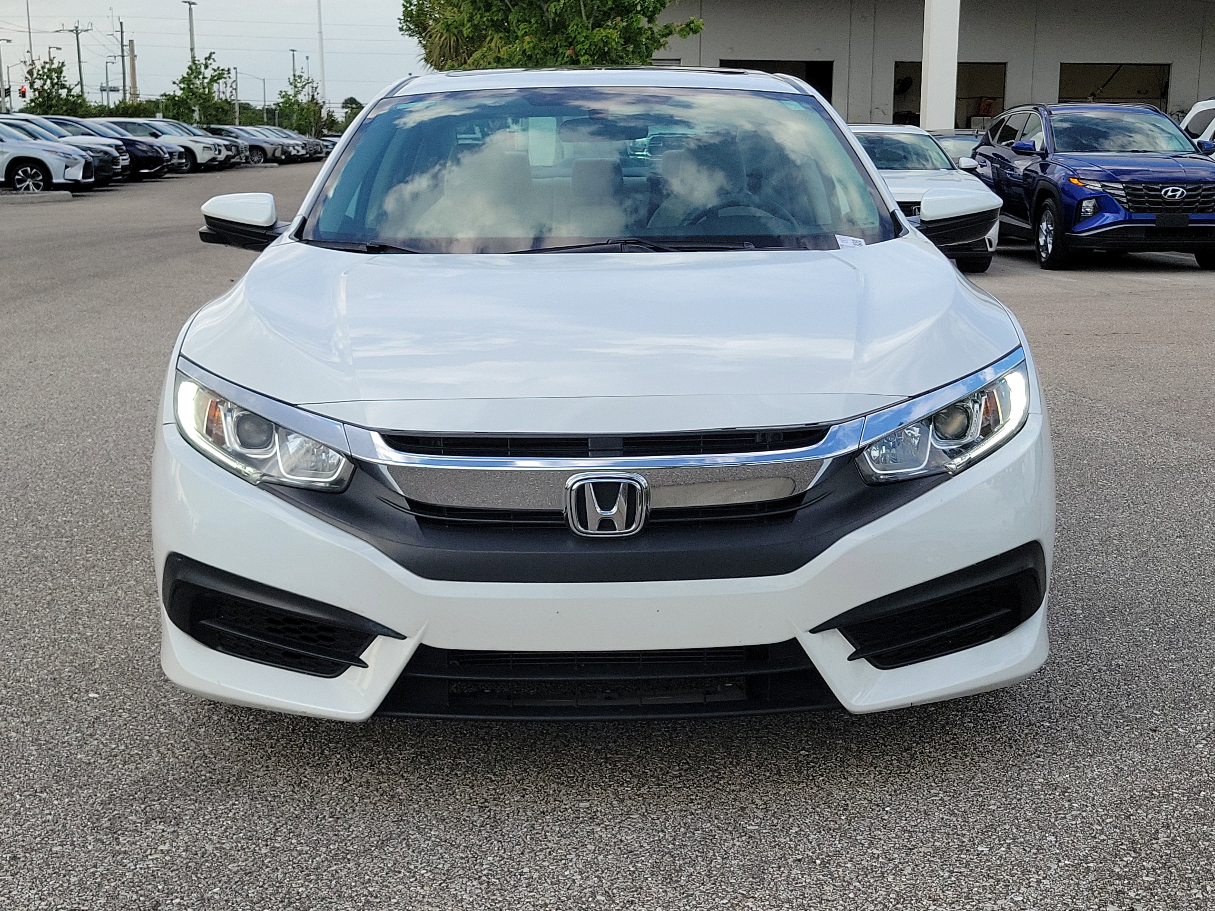 Used 2016 Honda Civic EX image 2