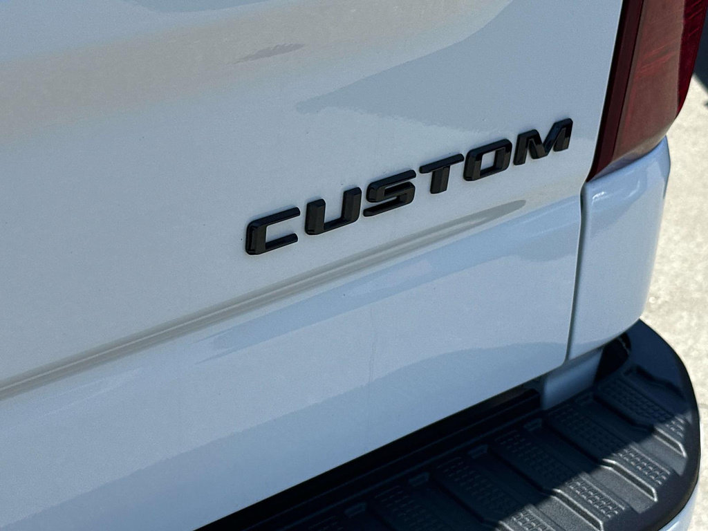 Used 2024 Chevrolet Silverado 1500 Custom w/ LPO, Dark Essentials Package AWD/4WD image 9