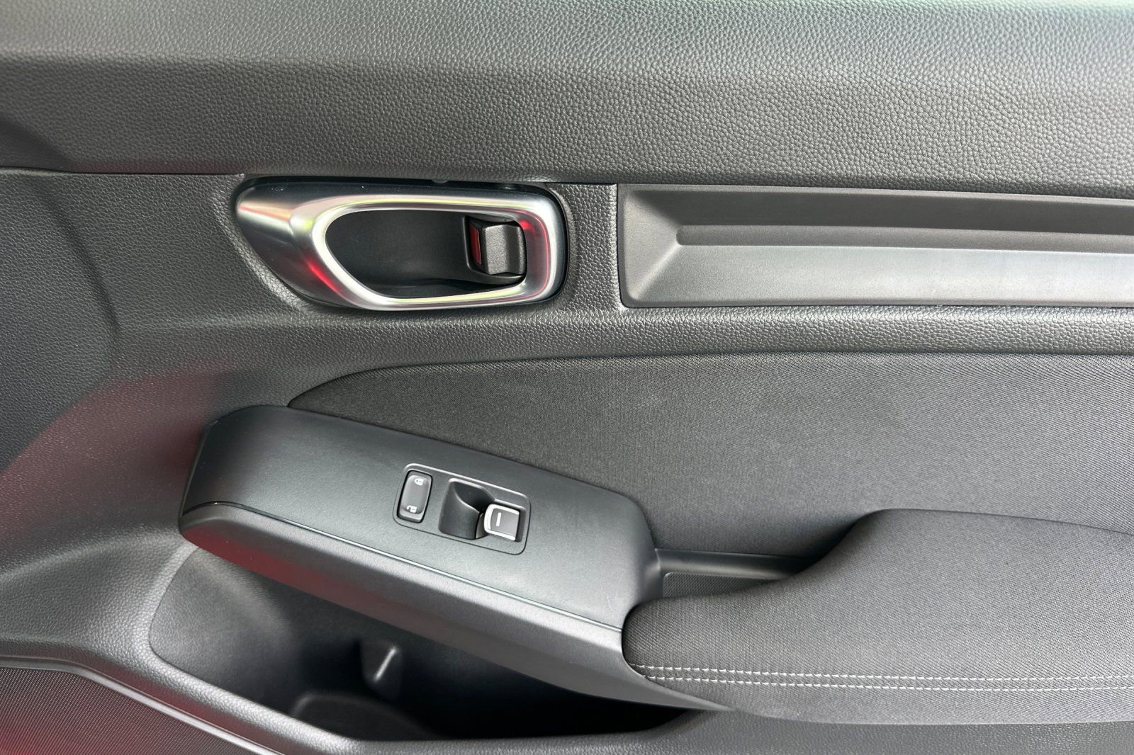 Used 2025 Honda Civic Sport image 19