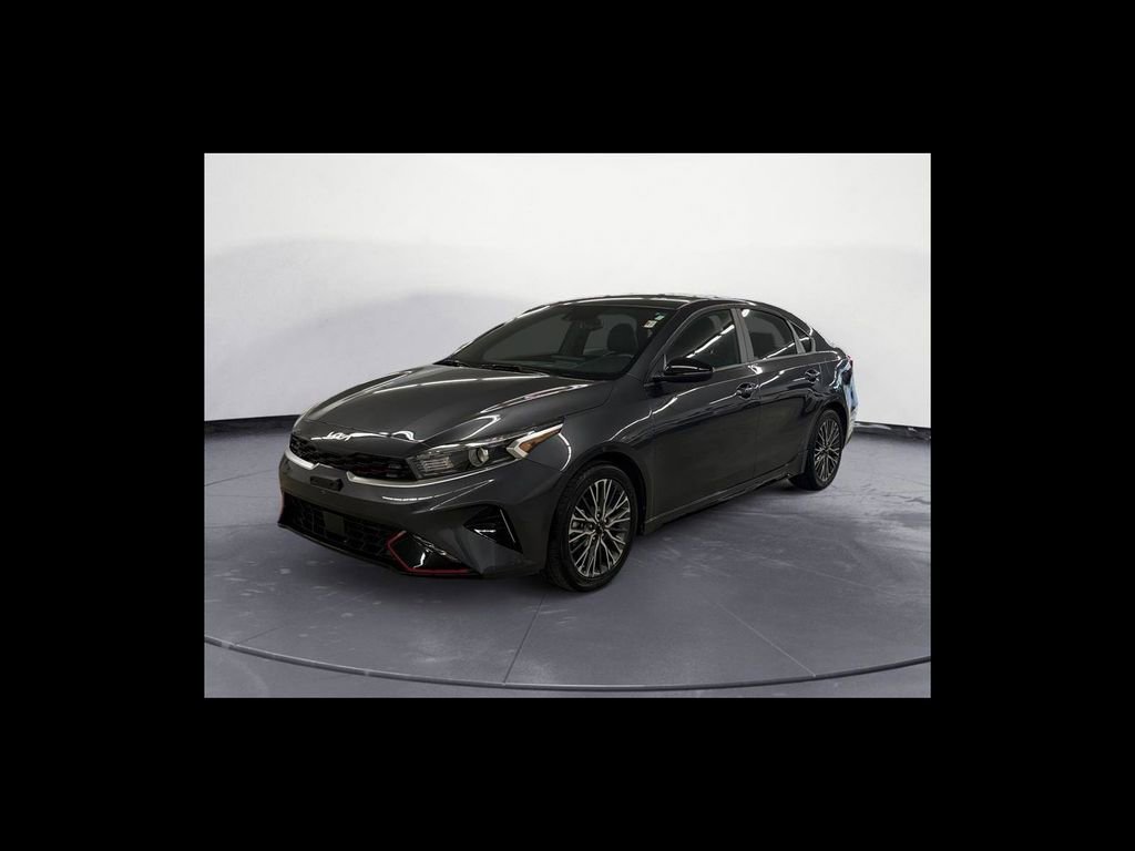 Used 2024 Kia Forte GT-Line w/ GT-Line Premium Package FWD image 2